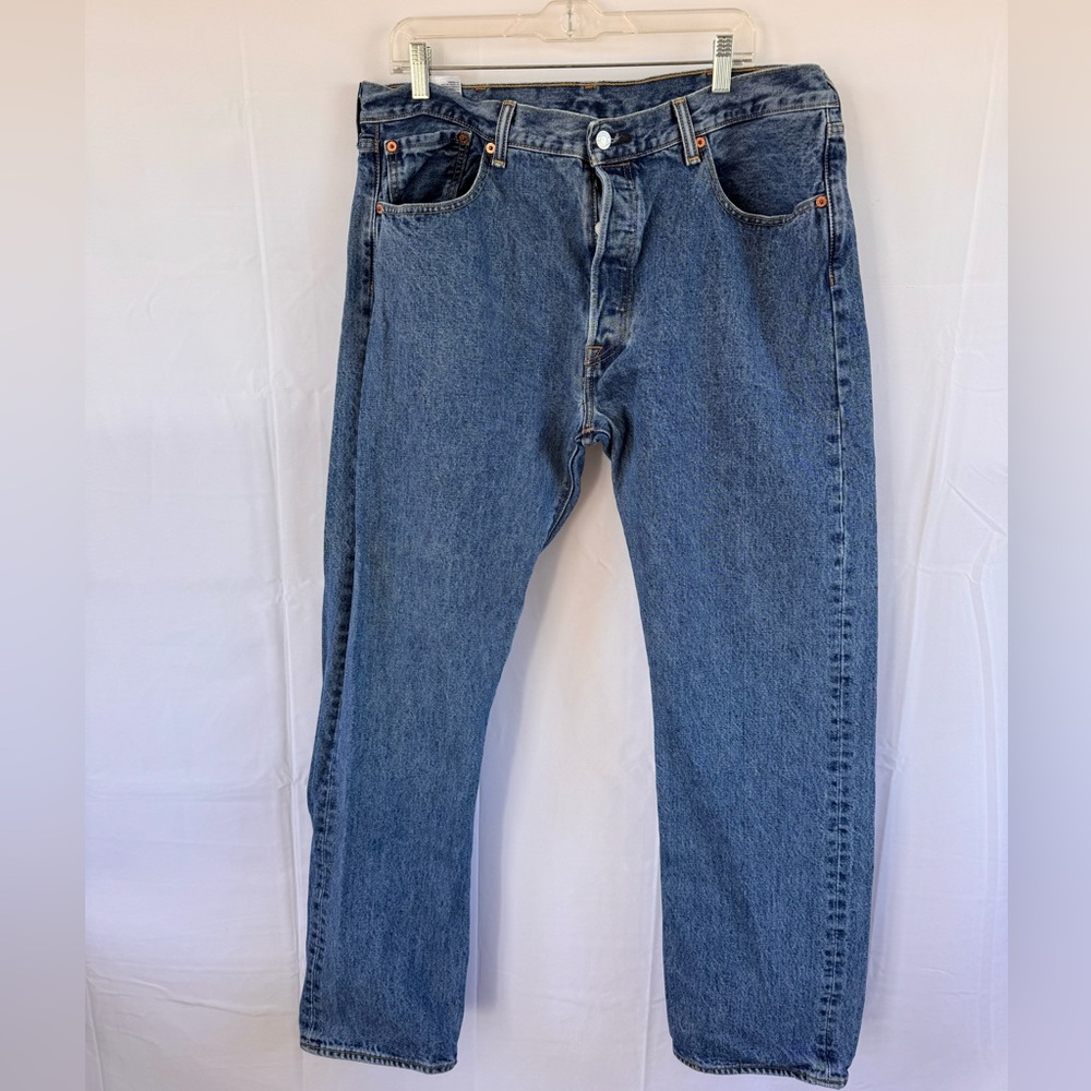 Men’s Levi's 501 Straight Blue Jeans